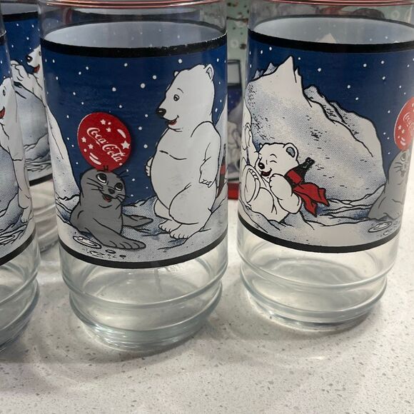 Vintage 1997 Coca-Cola Winter Baby Polar Cub and Seal Glasses Christmas 16 oz Tu - Picture 6 of 7